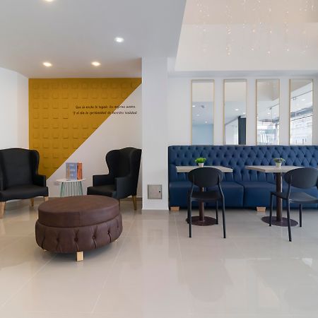 בוגוטה Hotel Wess מראה חיצוני תמונה