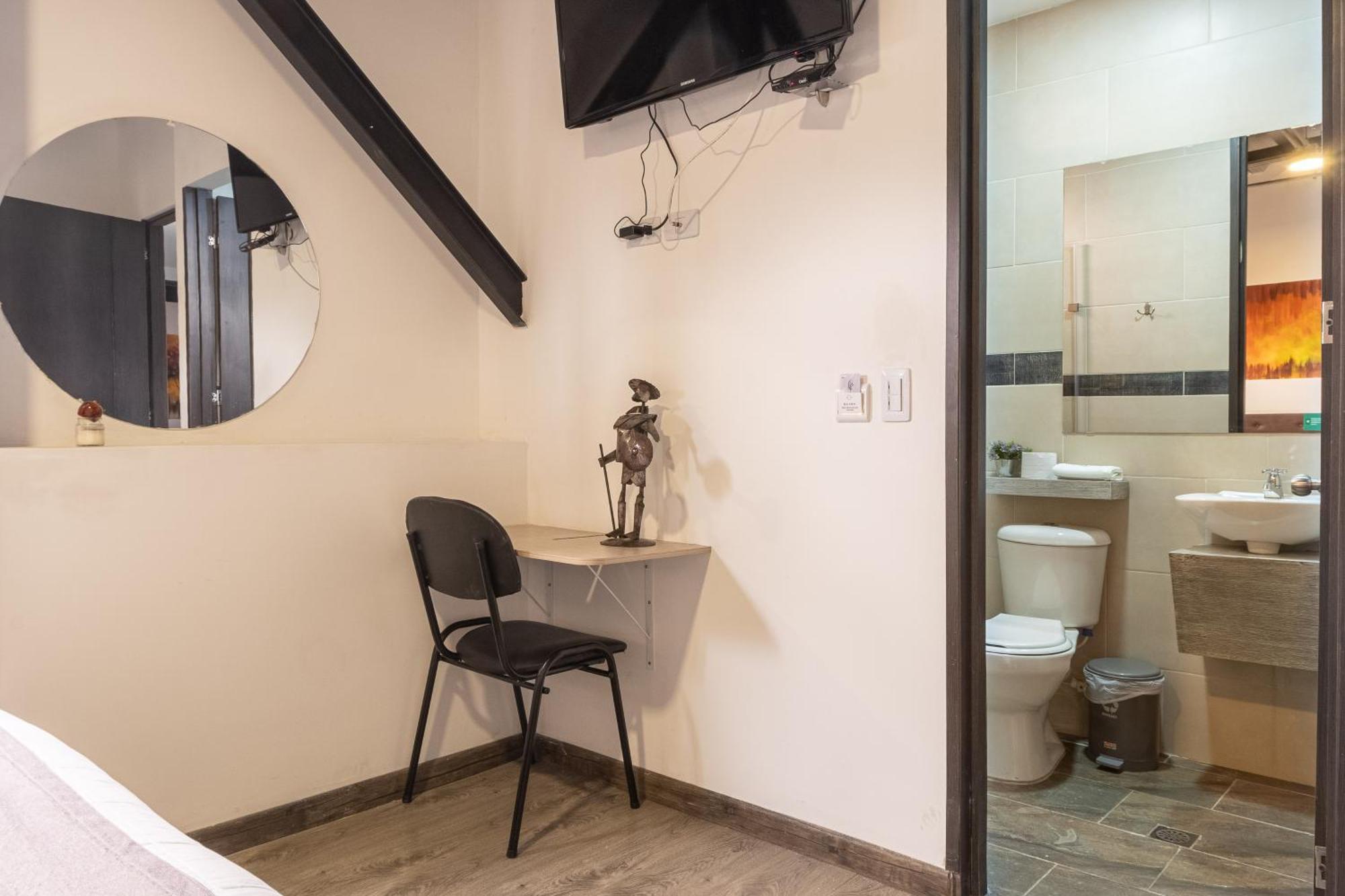 בוגוטה Hotel Wess מראה חיצוני תמונה